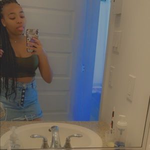 Meet your Posher, Bilonda